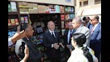 محافظ القاهرة يتفقد بدء تطبيق منظومة الأكشاك الموحدة (12)