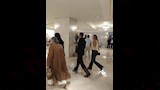 آسر ياسين مع زوجته ووالدته