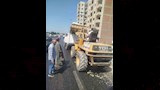 انقلاب حمولة سيارة جامبو أعلى كوبري قها (2)