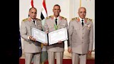 وزير الدفاع يكرم  عددًا من قادة القوات المسلحة بوسام الجمهورية (12)