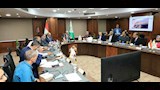 محافظ الجيزة يسلم عقود عمل لـ3 من ذوي الهمم (4)