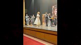 إلهام شاهين أثناء تكريمها في مهرجان روائع الإبداع الفني (4)