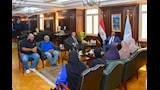 محافظ الإسكندرية يسلم 6 رحلات عمرة مجانية (3)_3