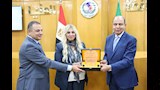 محافظ المنيا يسلم مفاتيح 20 منزلًا مطورًا ضمن «سكن كريم» (7)