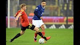 خلال مباراة فرنسا وبلجيكا (4)