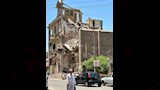  أهالي المنيا يستغيثون لإزالة بقايا عقار منهار (2)