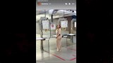 ستوري زوجة النني