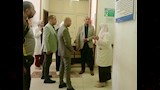 جولة مفاجئة لوكيل صحة الإسكندرية بمستشفى جمال حمادة (3)