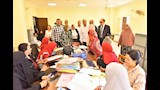 محافظ أسيوط يتفقد التشغيل التجريبي لمجمع خدمات المواطنين بديروط الشريف (20)