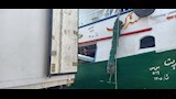 من سيارة التبريد للثلاجة ببطن المركب 