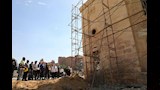 محافظ القاهرة يتفقد الإمام الشافعي والسيدة عائشة وسور مجرى العيون لمتابعة التطوير (11)