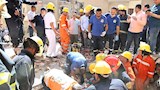 انهيار منزل مكون من 5 طوابق في عزبة شاهين (14)