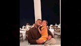 محمد صلاح يشارك لقطات طريفة مع ابنتيه (3)