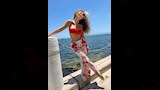 النجمة ميريام فارس على البحر
