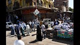 محافظ أسوان يقود حملة لرفع الاشغالات بشارع بورسعيد بكوم امبو