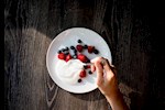 الزبادي ومرض السكري- 4 أنواع مفيدة وآمنة لصحتك         