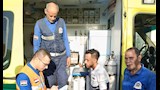 "مبلغ ضخم وهاتف ثمين".. سائق ومسعف يعيدان أمانات مصاب حادث بنها كاملة - صور
