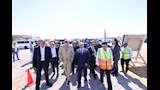 وزيرا النقل المصري والفرنسي في مجمع ألستوم الصناعي (3)