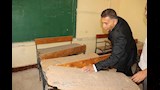 الجولة المفاجئة لمحافظ القليوبية داخل مدرسة الشهيد أحمد سمير (4)