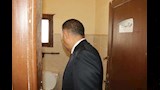 الجولة المفاجئة لمحافظ القليوبية داخل مدرسة الشهيد أحمد سمير (5)