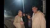 تواجد الأهالي بالمكان