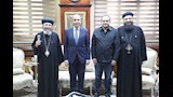 محافظ المنيا يستقبل مطراني ملوي والبهنسا (3)