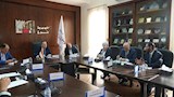 الدكتور عبد العزيز قنصوة يجتمع مع عمداء معاهد أكاديمية الفنون (3)
