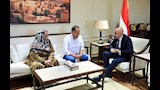 "أنا في مكاني وبمارس عملي".. أول تعليق من مدير مدرسة برقطا بعد تكريمه من وزير التعليم