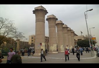 عميد حقوق عين شمس: الطلاب المعتقلون سيؤدون امتحاناتهم في لجان خاصة