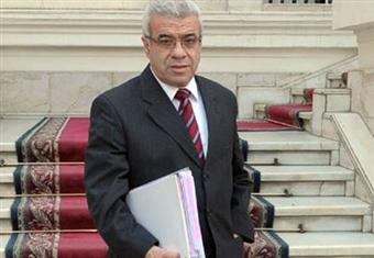 إمام: توقيع ثلاثة عقود لمحطة كهرباء السويس البخارية بقيمة 325 مليون جنيه