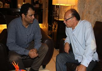 الفنان التشكيلي أحمد شيحة: أطالب الإعلام بتشجيع مبادرة ''ليلة من أجل الإنسانية''