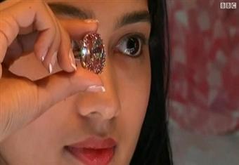 83 مليون دولار ثمن ماسة ''النجمة الزهرية''