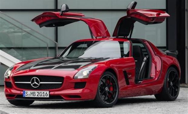 مرسيدس تكشف عن نسخة الوداع لطرازات SLS AMG رمز الجمال لفئة الكوبيه
