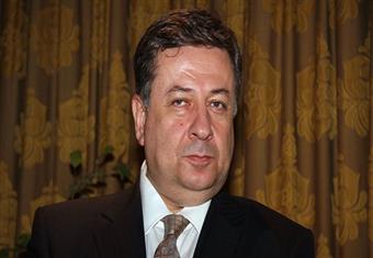 السفير التركي يغادر القاهرة بعد خفض التمثيل الدبلوماسي لبلاده