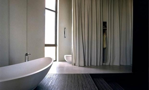 وسائل الحماية من رذاذ الماء في الحمام