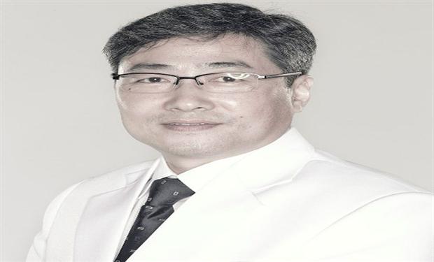 مركز “ووريدول للعمود الفقري” يجري عملية لاستئصال نتوء غضروفي انزلاقي