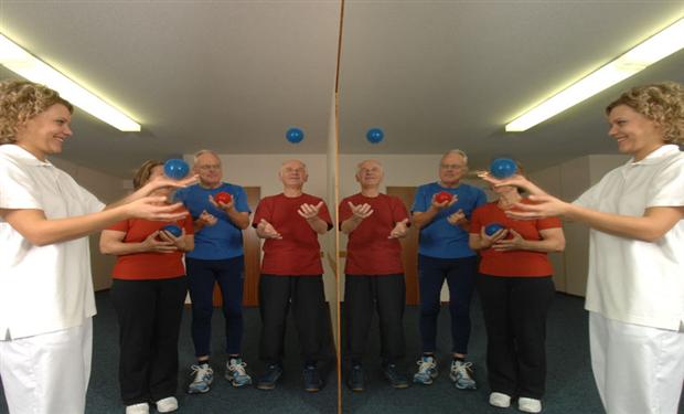 العلاج الطبيعي المبكر ضروري بعد جراحة كسر عظام الرسغ