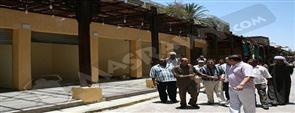 بالصور..تسليم 8 بازارات سياحية بأسوان أعيد بنائها علي نفقة المحافظة 