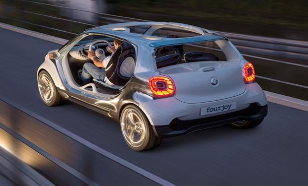 SMART تقدم سيارتها Fourjoy بمعرض فرانكفورت