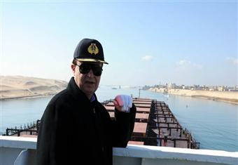 مد خدمة مميش رئيسا لهيئة قناة السويس والجندي للتعبئة العامة والإحصاء لمدة عام