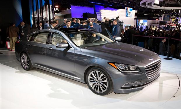 هيونداى تعلن أسعار ومواصفات طراز جينيسيس الفاخر