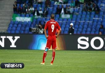 خاص.. الأهلي يعاقب متعب ماديا لغيابه عن المران بدون إذن