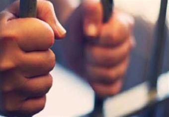 حملت منه.. ضبط عامل تعدى جنسيًا على ابنة شقيقة زوجته في الدقهلية