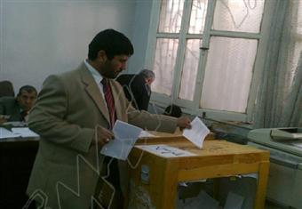 مركز كارتر يطالب بوضع حد أدنى لتمرير الدستور