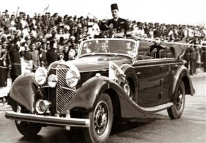 بالصور..شاهد سيارات الملك فاروق 