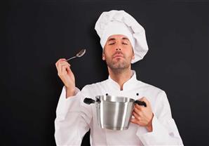 للرجال فقط: لماذا يجب أن تتعلم الطبخ