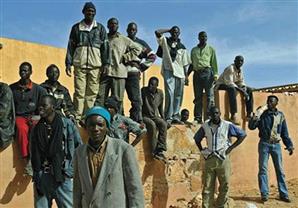 الحكومة الليبية المؤقتة: جريمة بيع مهاجرين أفارقة سببها غياب سلطة الدولة وهيبتها