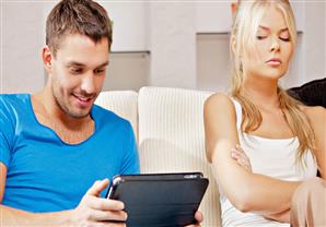 نصائح لتتعاملي مع زوجك "زير النساء"