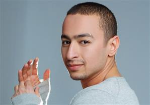 حمادة هلال يحتفل بعيد ميلاد مصطفى كامل بهذه الصورة