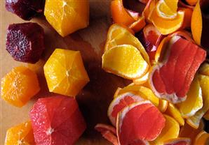 أبرزها المانجو والبطيخ.. قشور فواكه تحميك من الأمراض